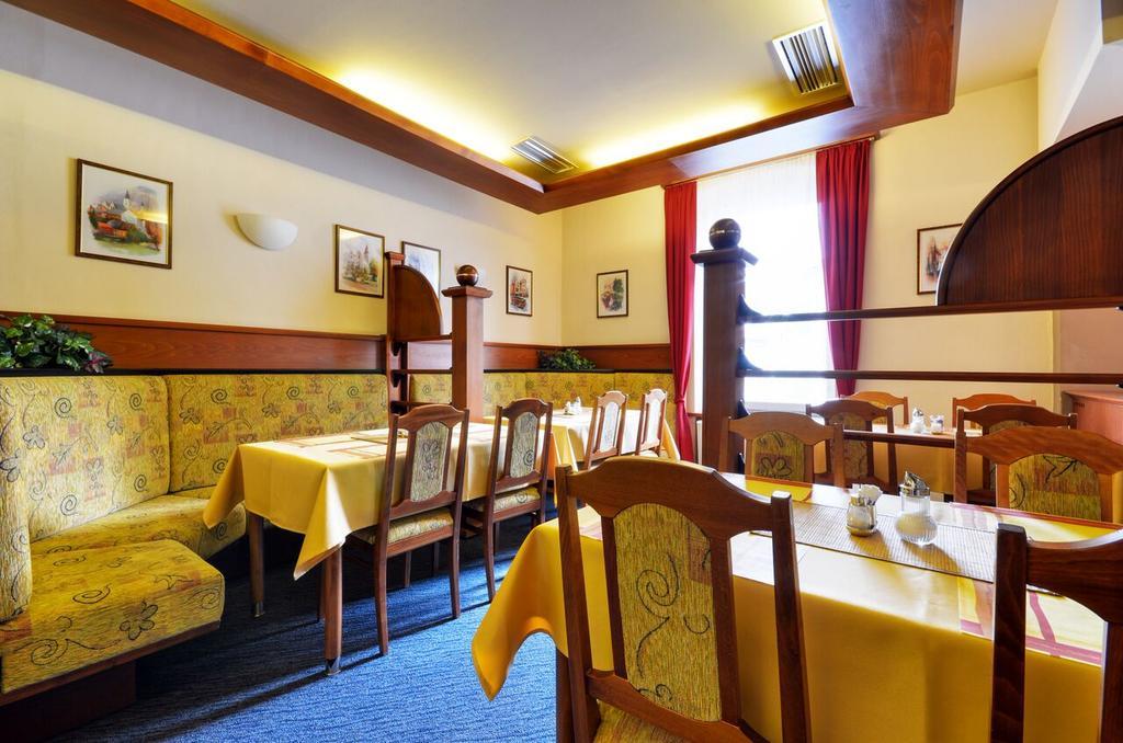 Hotel Filipinum Jablonné nad Orlicí Eksteriør bilde